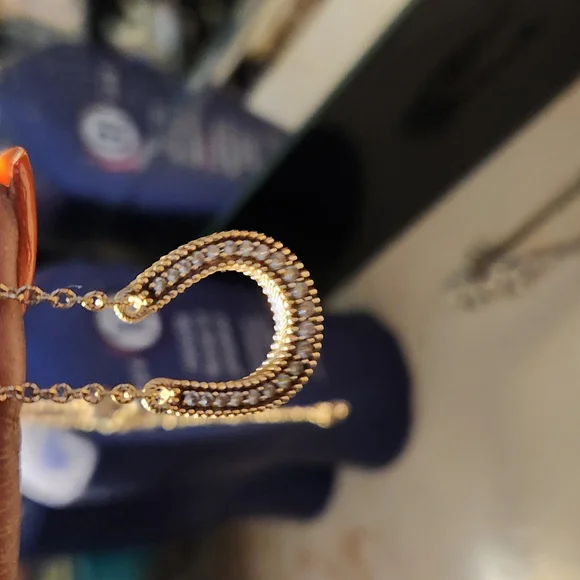 Judith Ripka 18inch Horseshoe Necklace - Picture 14 of 16